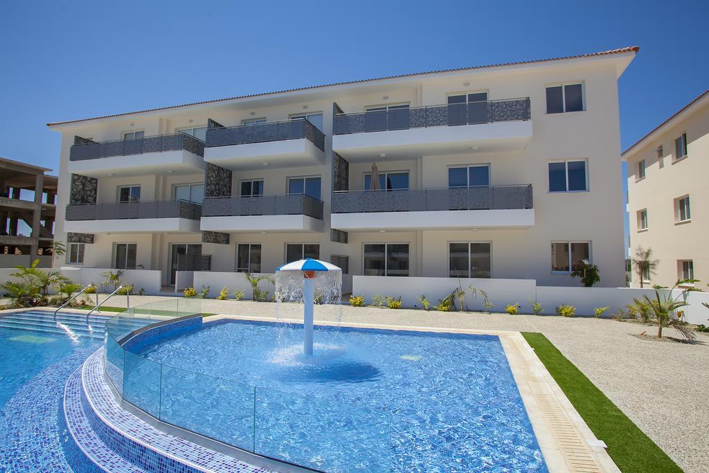 Mythical Sands Resort - Antonios Paralimni Dış mekan fotoğraf